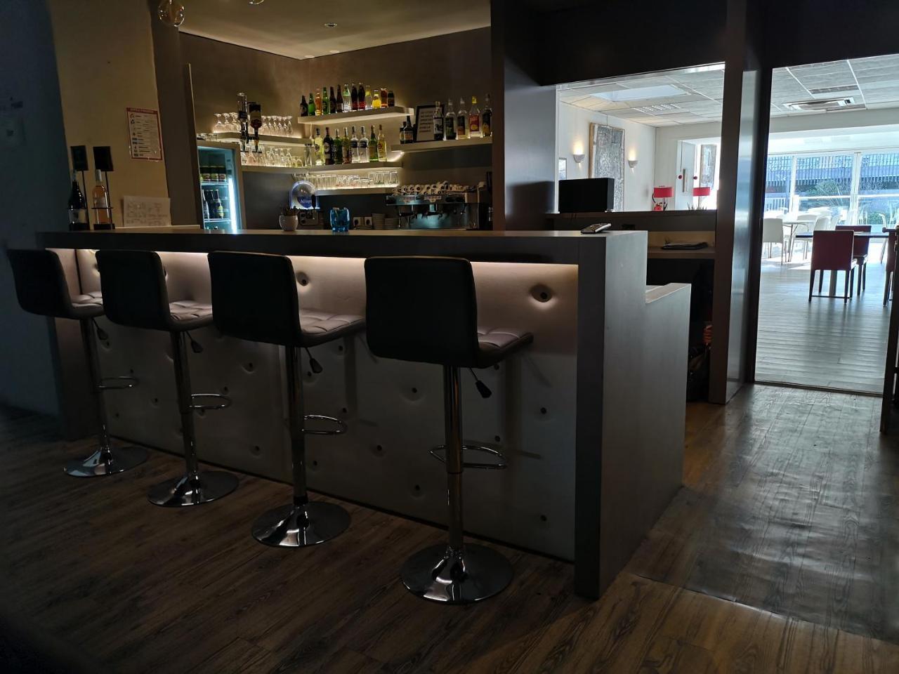 Yes Hotel أفينيون المظهر الخارجي الصورة